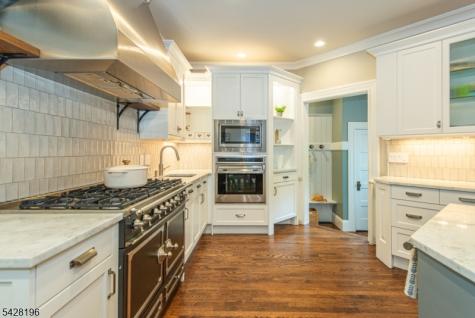 324 Morris Avenue Mountain Lakes NJ 07046