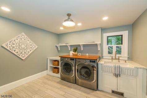 324 Morris Avenue Mountain Lakes NJ 07046