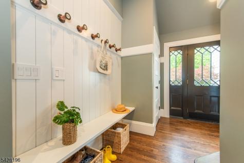 324 Morris Avenue Mountain Lakes NJ 07046