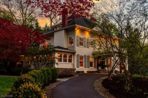 324 Morris Avenue Mountain Lakes NJ 07046