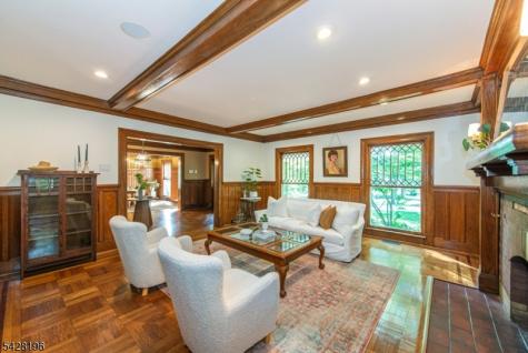 324 Morris Avenue Mountain Lakes NJ 07046