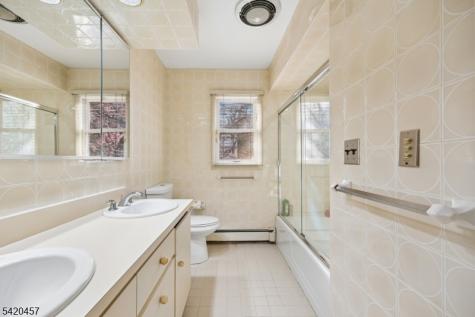 20 Cleveland Terrace West Orange NJ 07052