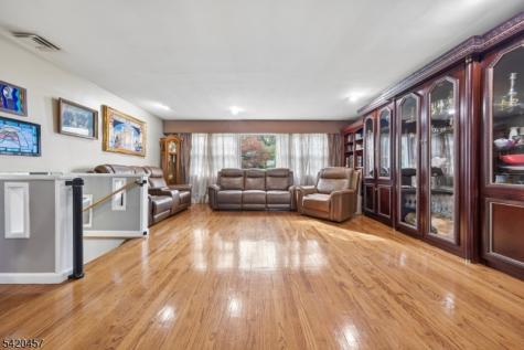20 Cleveland Terrace West Orange NJ 07052