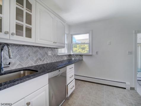 19 Jonquil Circle Woodbridge NJ 08863