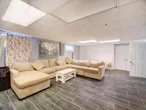 19 Jonquil Circle Woodbridge NJ 08863