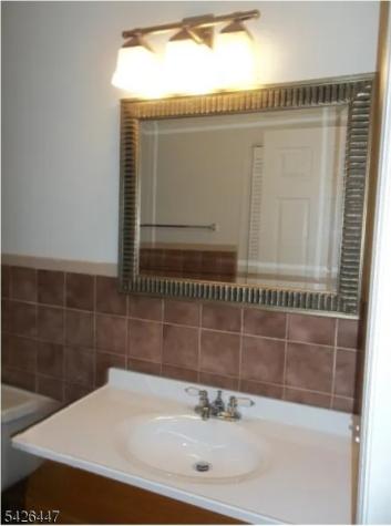26 Colville Road Wayne NJ 07470