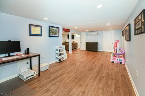 1 Hilltop Place Montclair NJ 07042