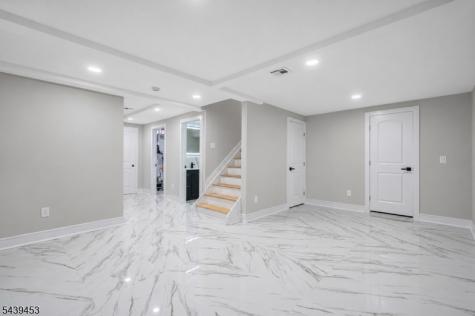 55 Long Hill Drive Clifton NJ 07013