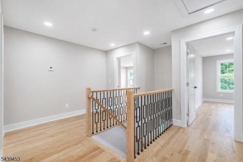 55 Long Hill Drive Clifton NJ 07013