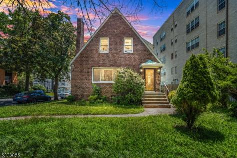 384 S Harrison Street East Orange NJ 07018