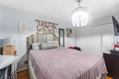 902 Lee Avenue North Brunswick NJ 08902