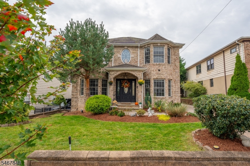 664 Teneyck Avenue Lyndhurst NJ 07071