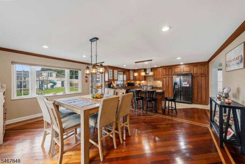 664 Teneyck Avenue Lyndhurst NJ 07071