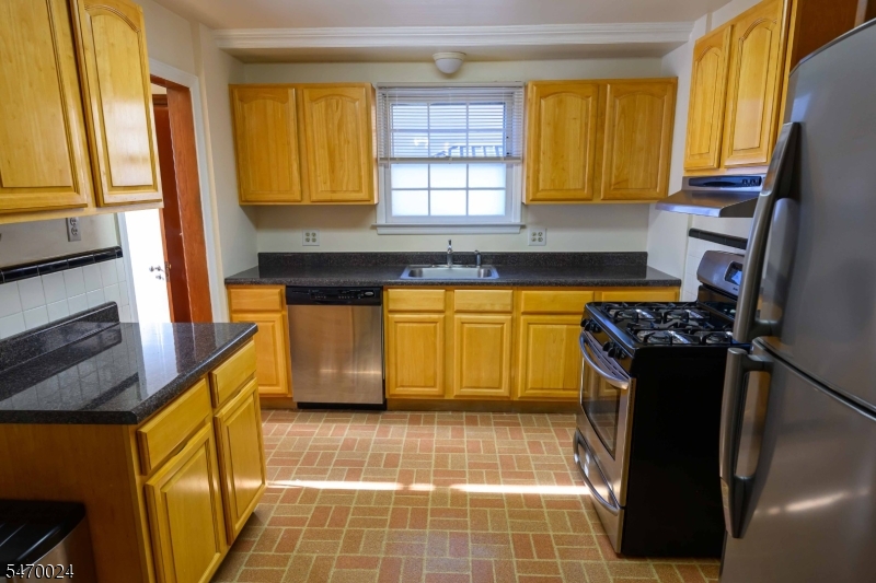 736 Lynmar Way Union NJ 07083