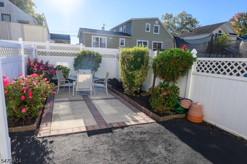 736 Lynmar Way Union NJ 07083