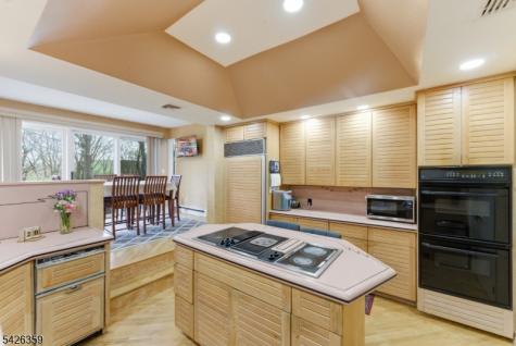 36 Fox Ledge Road Kinnelon NJ 07405