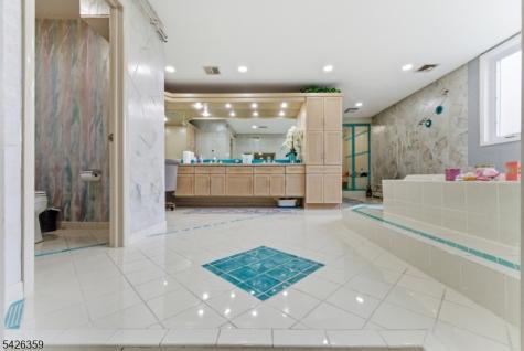 36 Fox Ledge Road Kinnelon NJ 07405