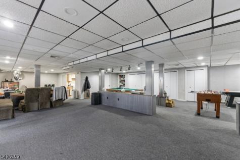 36 Fox Ledge Road Kinnelon NJ 07405