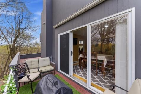 36 Fox Ledge Road Kinnelon NJ 07405