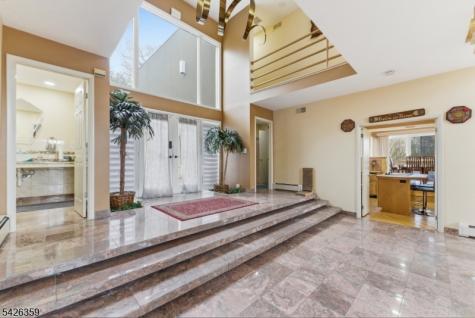 36 Fox Ledge Road Kinnelon NJ 07405