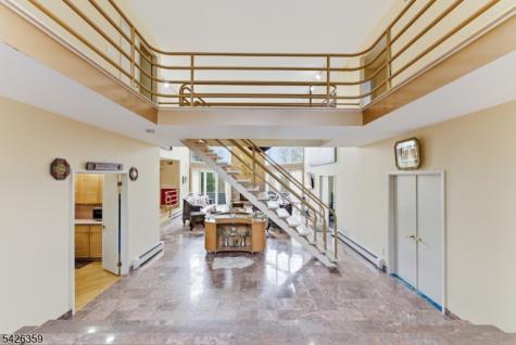 36 Fox Ledge Road Kinnelon NJ 07405
