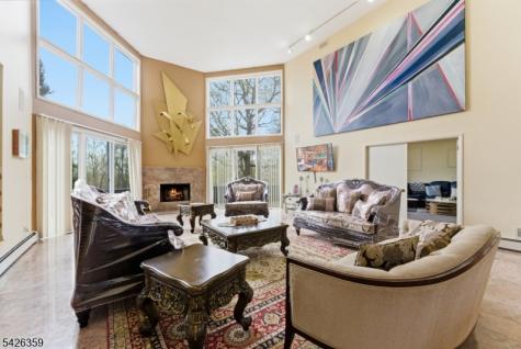 36 Fox Ledge Road Kinnelon NJ 07405