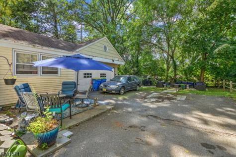 341 W End Avenue North Plainfield NJ 07063