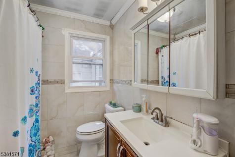 341 W End Avenue North Plainfield NJ 07063