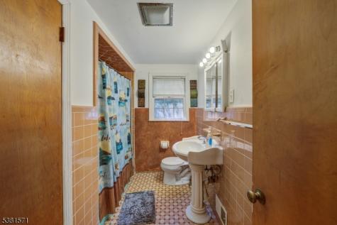 341 W End Avenue North Plainfield NJ 07063