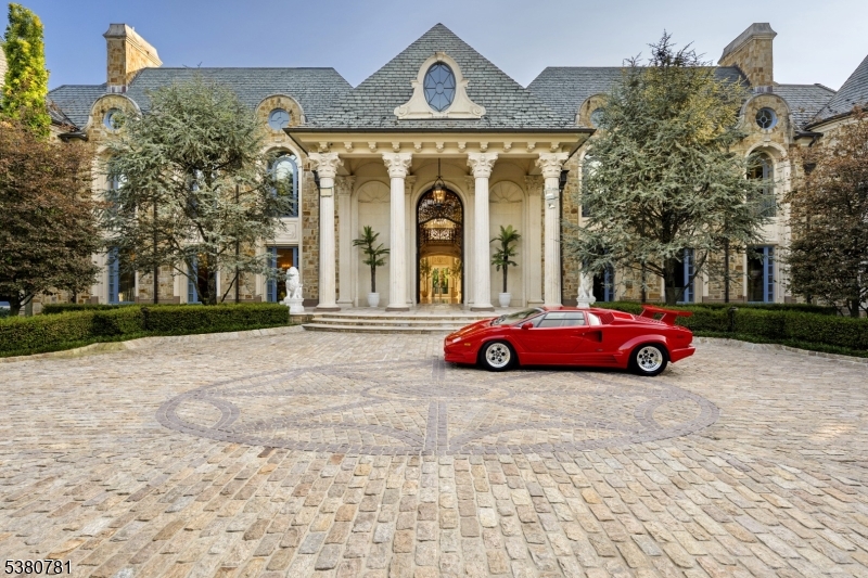 31 Rio Vista Drive Alpine NJ 07620