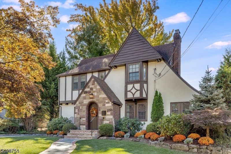 11 Valhalla Way Verona NJ 07044