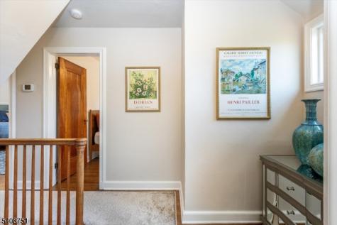 11 Valhalla Way Verona NJ 07044