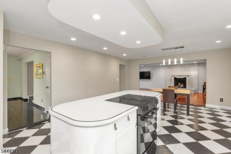 403 New Dover Road Woodbridge NJ 07067