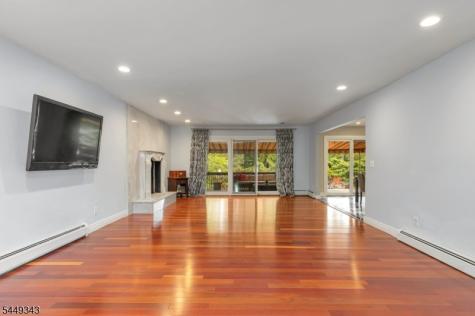 403 New Dover Road Woodbridge NJ 07067