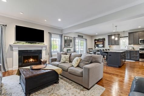 323 S Madison Avenue Dunellen NJ 08812