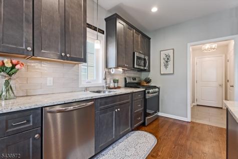 323 S Madison Avenue Dunellen NJ 08812