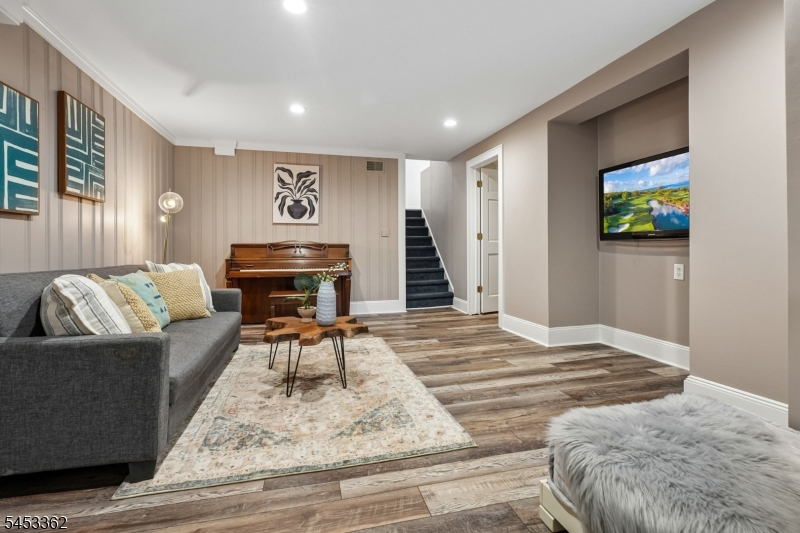 134 Norwood Avenue Montclair NJ 07043