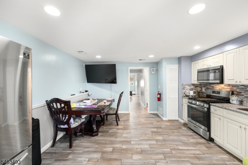 147 James Street Woodbridge NJ 08861