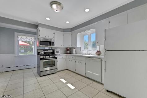 69 Highland Avenue Midland Park NJ 07432