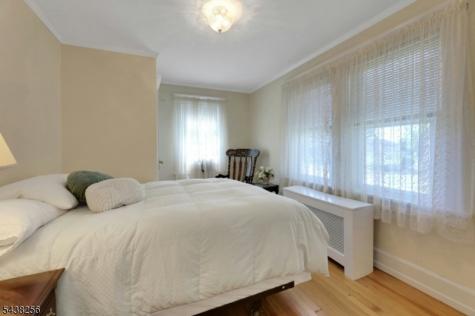 69 Highland Avenue Midland Park NJ 07432
