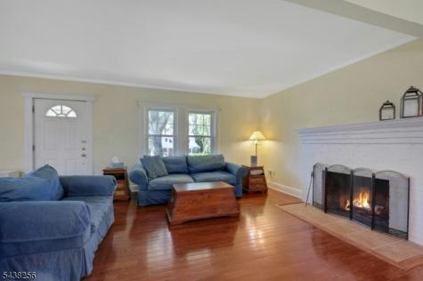 69 Highland Avenue Midland Park NJ 07432