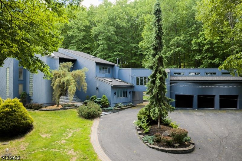 16 Perona Road Andover NJ 07821
