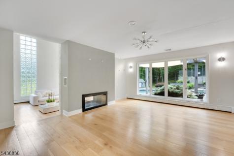 16 Perona Road Andover NJ 07821