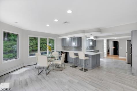 16 Perona Road Andover NJ 07821