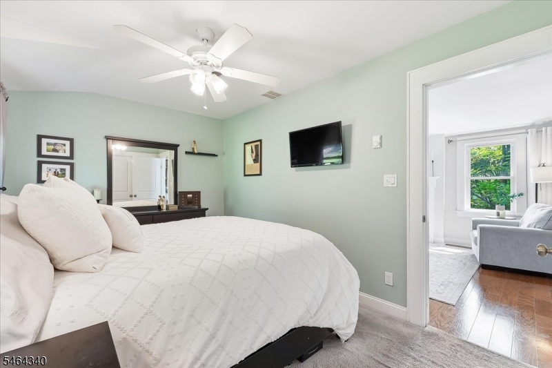 21 Nassau Street North Haledon NJ 07508