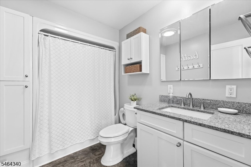 21 Nassau Street North Haledon NJ 07508
