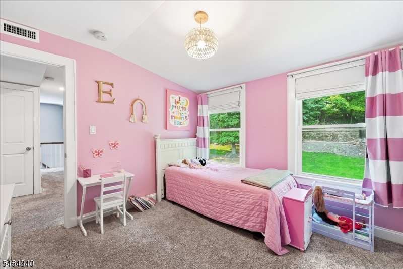21 Nassau Street North Haledon NJ 07508