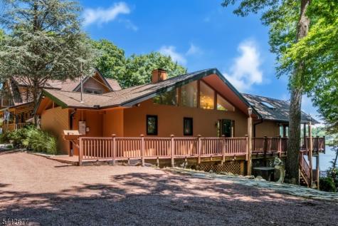 58 Mason Street Jefferson NJ 07849