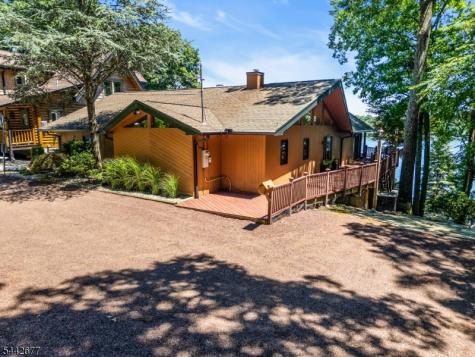 58 Mason Street Jefferson NJ 07849