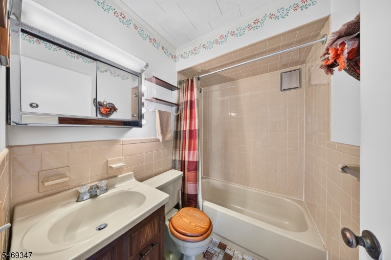 111 Geary Drive South Plainfield NJ 07080